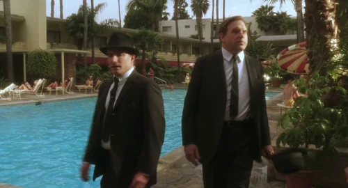 Still frame 54 from Catch Me If You Can (2002) directed by Steven Spielberg