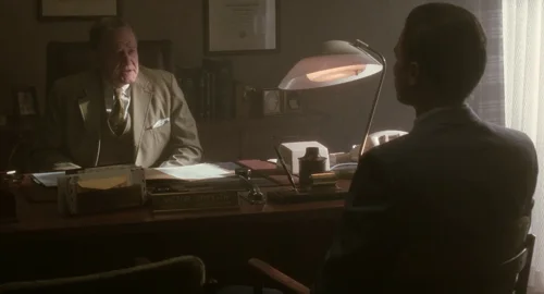 Still frame 78 from Catch Me If You Can (2002) directed by Steven Spielberg