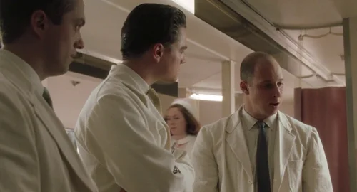 Still frame 83 from Catch Me If You Can (2002) directed by Steven Spielberg