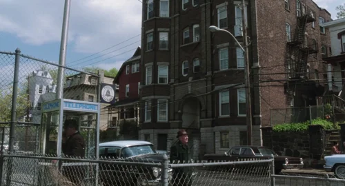 Still frame 86 from Catch Me If You Can (2002) directed by Steven Spielberg