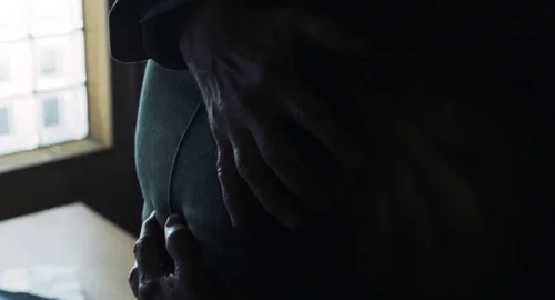 Still frame 99 from Catch Me If You Can (2002) directed by Steven Spielberg