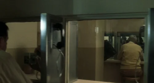Still frame 133 from Catch Me If You Can (2002) directed by Steven Spielberg
