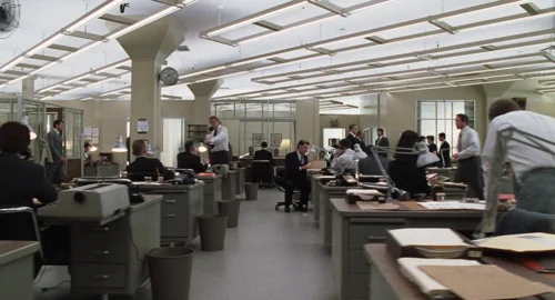 Still frame 141 from Catch Me If You Can (2002) directed by Steven Spielberg