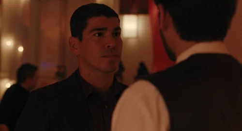 Still frame 119 from Cha Cha Real Smooth (2022) directed by Cooper Raiff