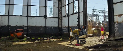 Still frame 64 from Chappie (2015) directed by Neill Blomkamp