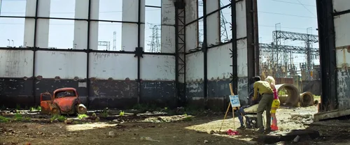 Still frame 68 from Chappie (2015) directed by Neill Blomkamp