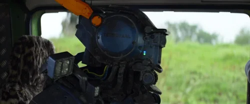 Still frame 75 from Chappie (2015) directed by Neill Blomkamp