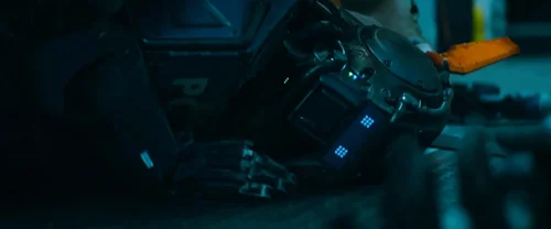 Still frame 85 from Chappie (2015) directed by Neill Blomkamp