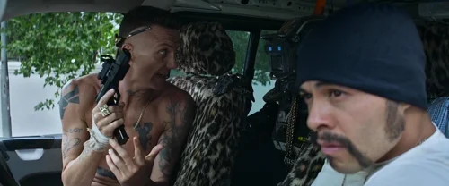 Still frame 105 from Chappie (2015) directed by Neill Blomkamp