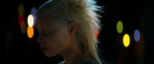 Still frame 119 from Chappie (2015) directed by Neill Blomkamp