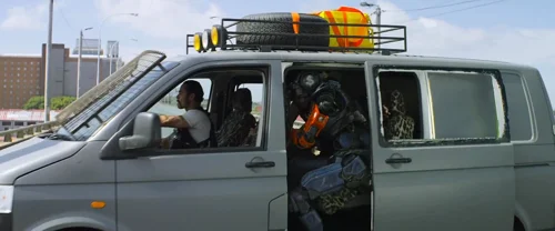 Still frame 141 from Chappie (2015) directed by Neill Blomkamp