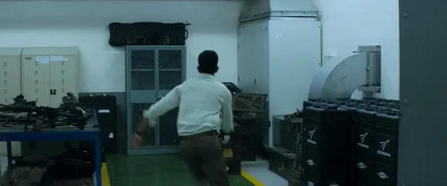 Still frame 143 from Chappie (2015) directed by Neill Blomkamp