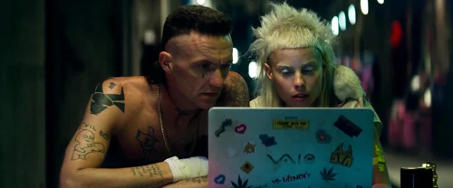 Still frame 21 from Chappie (2015) directed by Neill Blomkamp