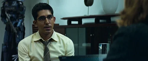 Still frame 26 from Chappie (2015) directed by Neill Blomkamp