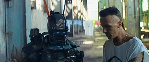 Still frame 51 from Chappie (2015) directed by Neill Blomkamp