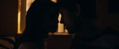 Still frame 15 from Cherry (2021) directed by Anthony Russo, Joe Russo