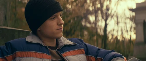Still frame 16 from Cherry (2021) directed by Anthony Russo, Joe Russo