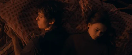 Still frame 65 from Cherry (2021) directed by Anthony Russo, Joe Russo