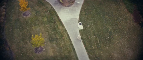 Still frame 91 from Cherry (2021) directed by Anthony Russo, Joe Russo