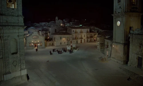 Still frame 68 from Cinema Paradiso (1988) directed by Giuseppe Tornatore