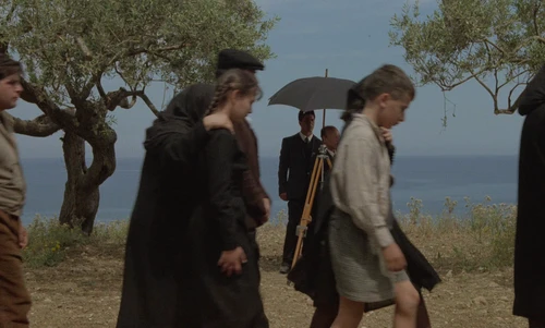Still frame 81 from Cinema Paradiso (1988) directed by Giuseppe Tornatore