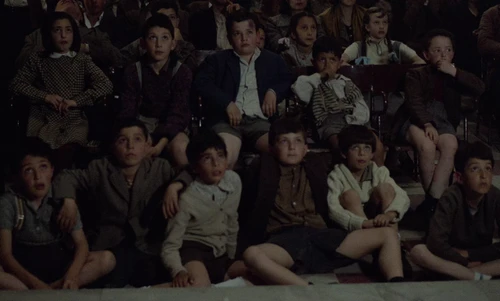 Still frame 91 from Cinema Paradiso (1988) directed by Giuseppe Tornatore