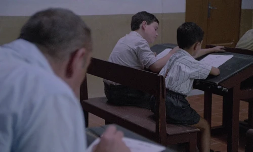Still frame 113 from Cinema Paradiso (1988) directed by Giuseppe Tornatore