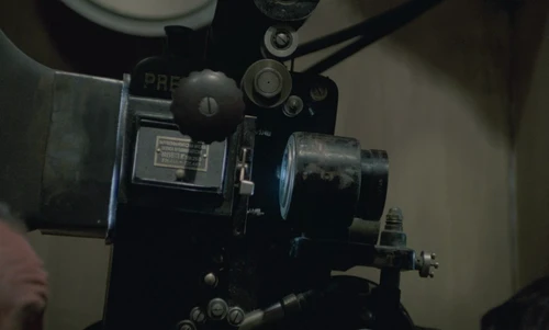 Still frame 119 from Cinema Paradiso (1988) directed by Giuseppe Tornatore