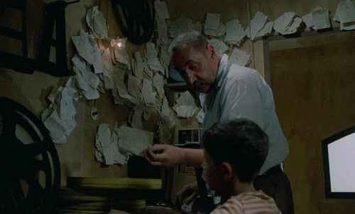 Still frame 120 from Cinema Paradiso (1988) directed by Giuseppe Tornatore