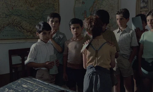 Still frame 123 from Cinema Paradiso (1988) directed by Giuseppe Tornatore