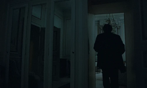 Still frame 9 from Cinema Paradiso (1988) directed by Giuseppe Tornatore