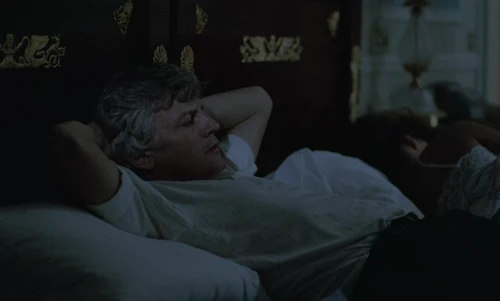 Still frame 13 from Cinema Paradiso (1988) directed by Giuseppe Tornatore