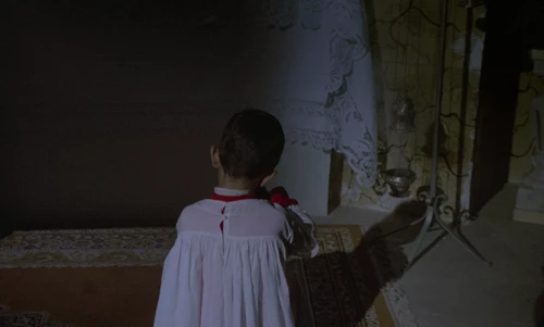 Still frame 16 from Cinema Paradiso (1988) directed by Giuseppe Tornatore