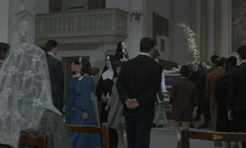 Still frame 146 from Cinema Paradiso (1988) directed by Giuseppe Tornatore