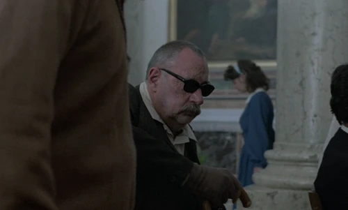 Still frame 147 from Cinema Paradiso (1988) directed by Giuseppe Tornatore