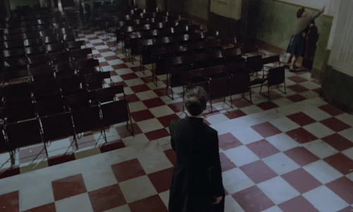 Still frame 19 from Cinema Paradiso (1988) directed by Giuseppe Tornatore