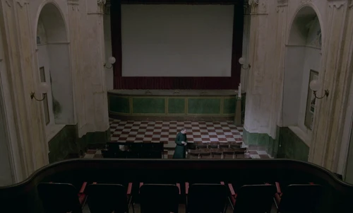 Still frame 20 from Cinema Paradiso (1988) directed by Giuseppe Tornatore