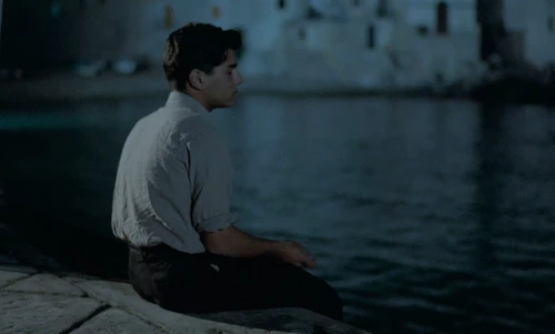 Still frame 180 from Cinema Paradiso (1988) directed by Giuseppe Tornatore