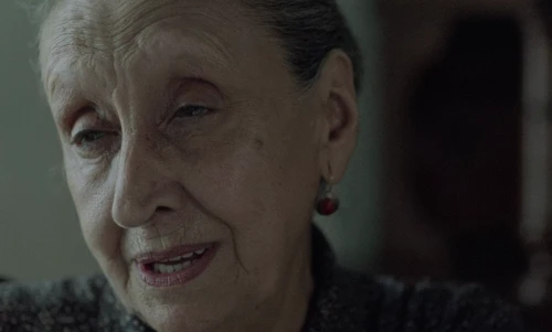 Still frame 188 from Cinema Paradiso (1988) directed by Giuseppe Tornatore