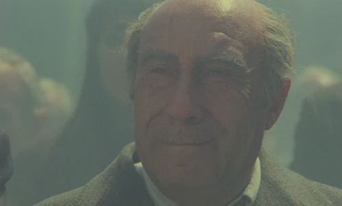 Still frame 190 from Cinema Paradiso (1988) directed by Giuseppe Tornatore