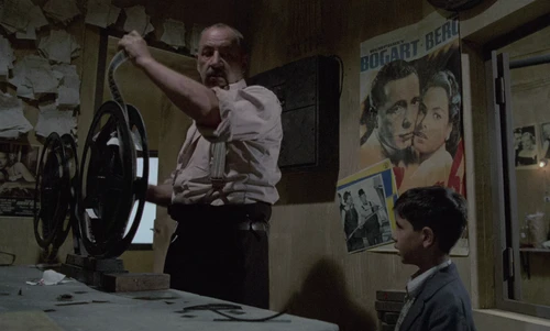 Still frame 34 from Cinema Paradiso (1988) directed by Giuseppe Tornatore