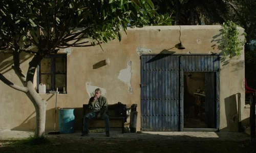 Still frame 116 from Close Your Eyes (2023) directed by Víctor Erice