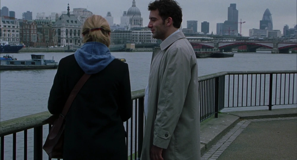Still frame 59 from Closer (2004) directed by Mike Nichols