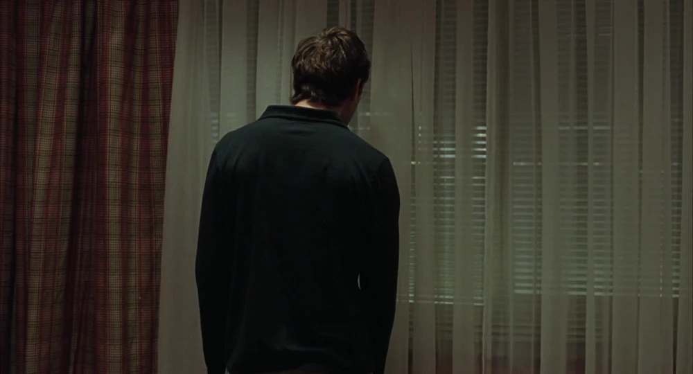 Still frame 158 from Closer (2004) directed by Mike Nichols