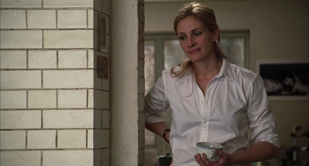 Still frame 37 from Closer (2004) directed by Mike Nichols