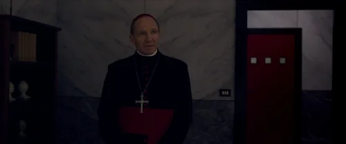 Still frame 35 from Conclave (2024) directed by Edward Berger