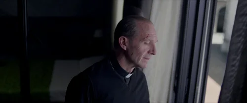 Still frame 129 from Conclave (2024) directed by Edward Berger
