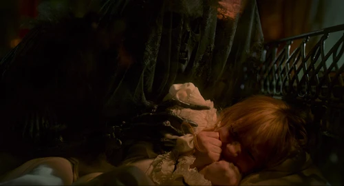 Still frame 8 from Crimson Peak (2015) directed by Guillermo del Toro