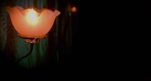 Still frame 10 from Crimson Peak (2015) directed by Guillermo del Toro