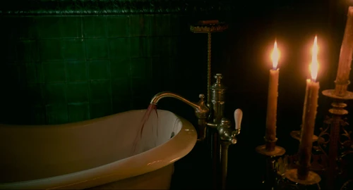 Still frame 100 from Crimson Peak (2015) directed by Guillermo del Toro